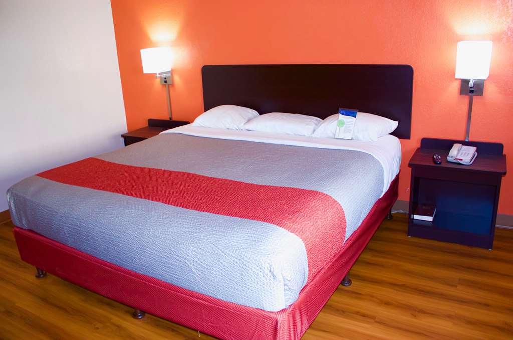 Motel 6-New Stanton, Pa Phòng bức ảnh