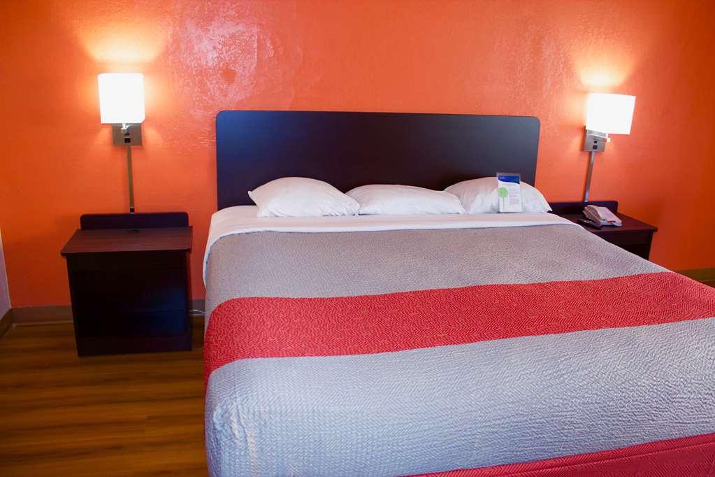 Motel 6-New Stanton, Pa Phòng bức ảnh
