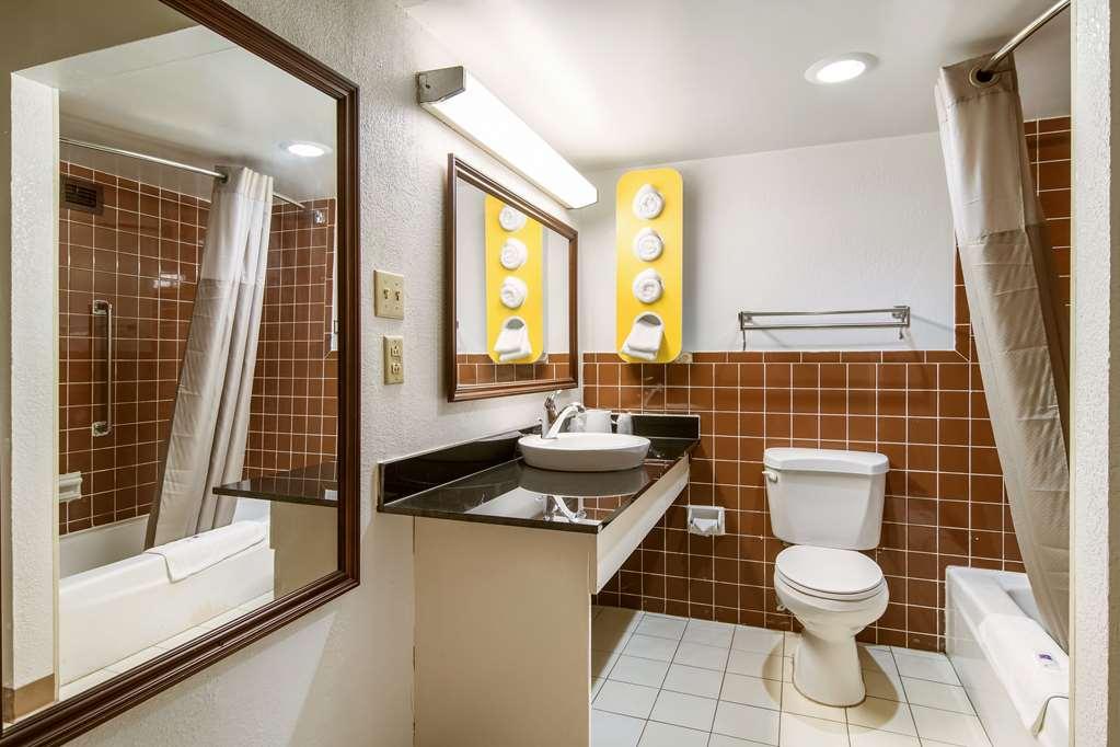 Motel 6-New Stanton, Pa Phòng bức ảnh