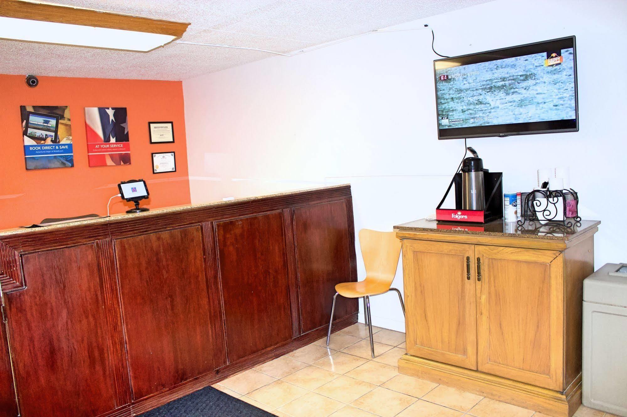 Motel 6-New Stanton, Pa Ngoại thất bức ảnh