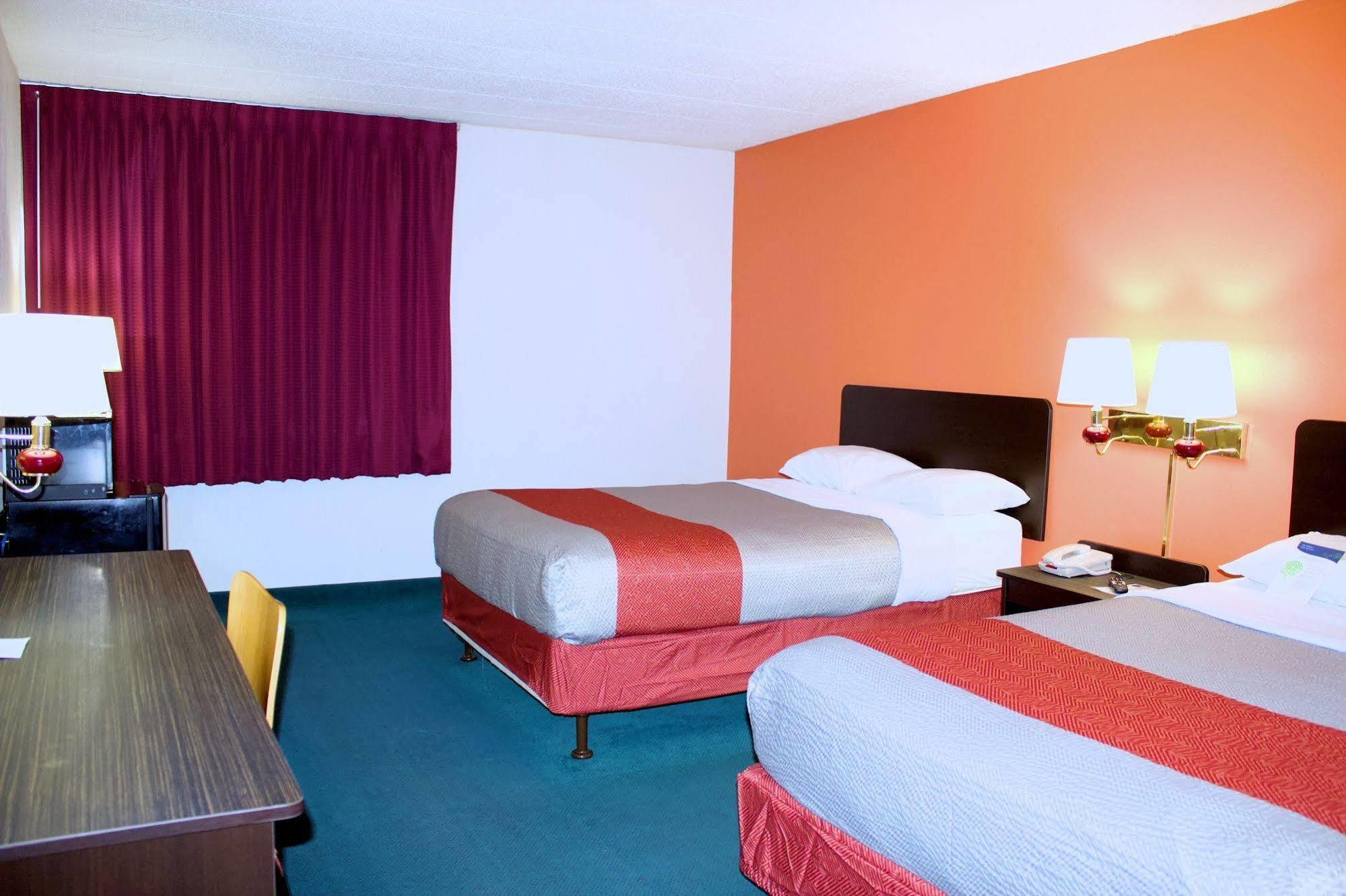 Motel 6-New Stanton, Pa Ngoại thất bức ảnh