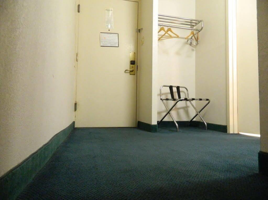 Motel 6-New Stanton, Pa Ngoại thất bức ảnh