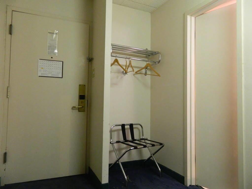 Motel 6-New Stanton, Pa Ngoại thất bức ảnh