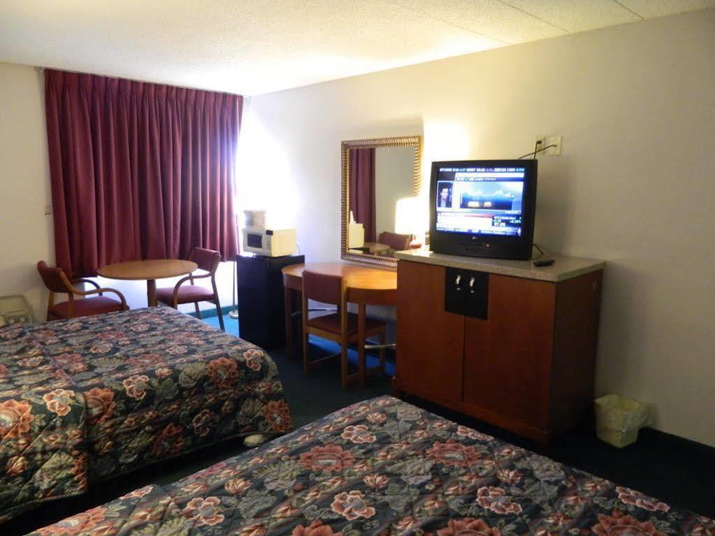 Motel 6-New Stanton, Pa Ngoại thất bức ảnh