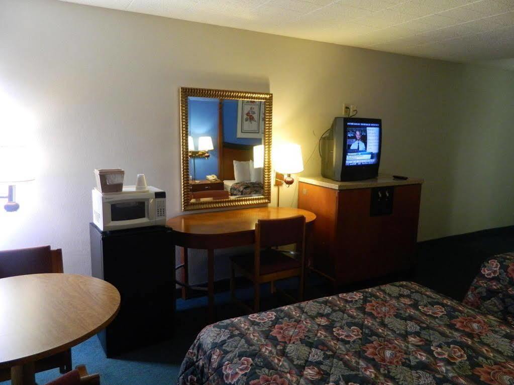 Motel 6-New Stanton, Pa Ngoại thất bức ảnh