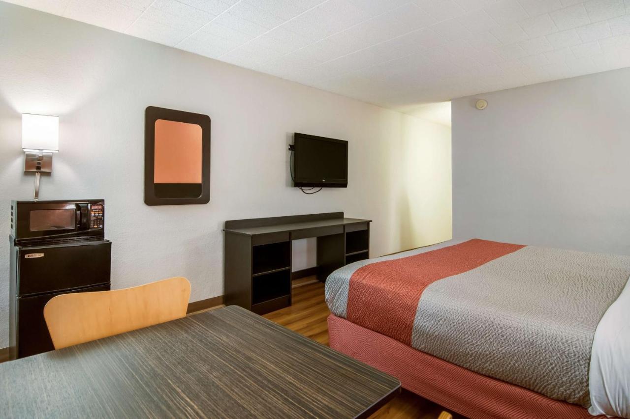 Motel 6-New Stanton, Pa Ngoại thất bức ảnh